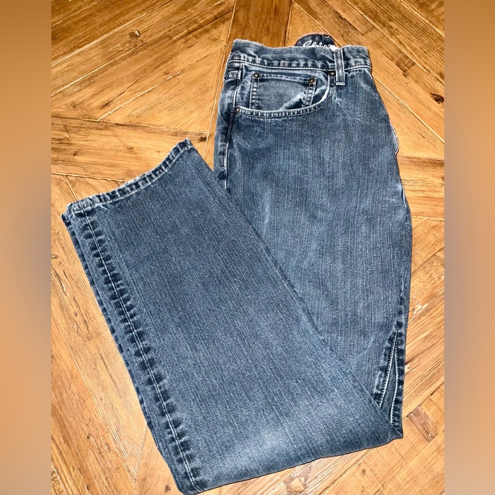2 pairs of Men’s Jeans 34 x 32 (1 pair of Eddie Bauer and 1 pair of Gap)